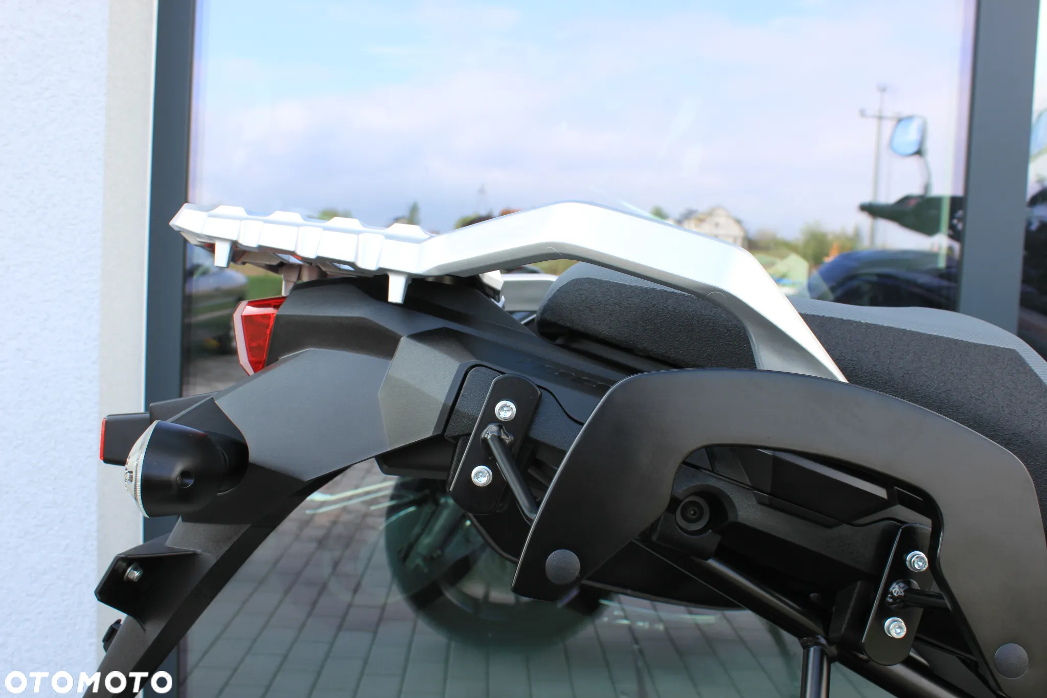 Suzuki DL - 36