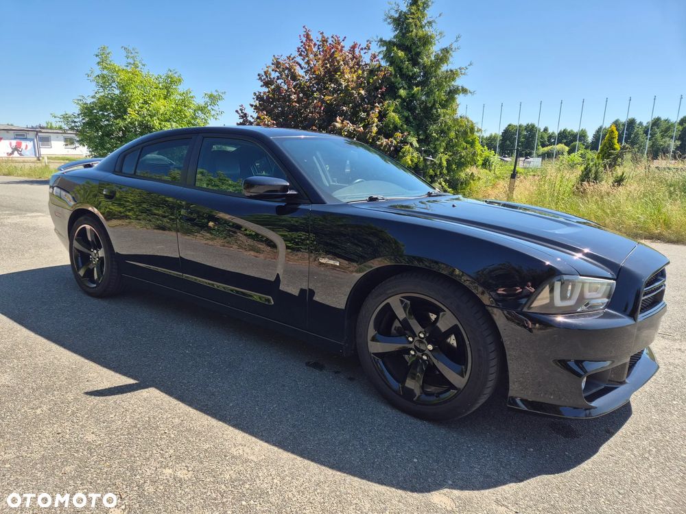 Dodge Charger - 11