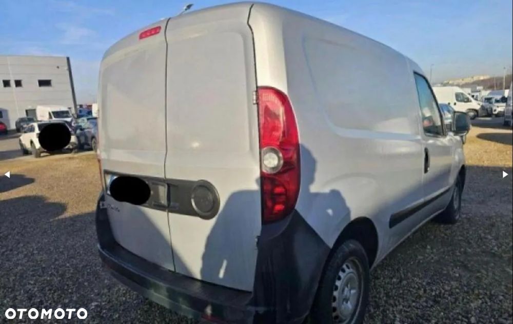 Opel Combo - 16