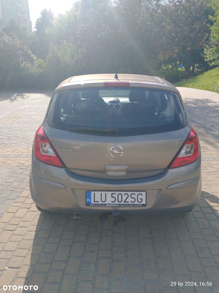 Opel Corsa - 10
