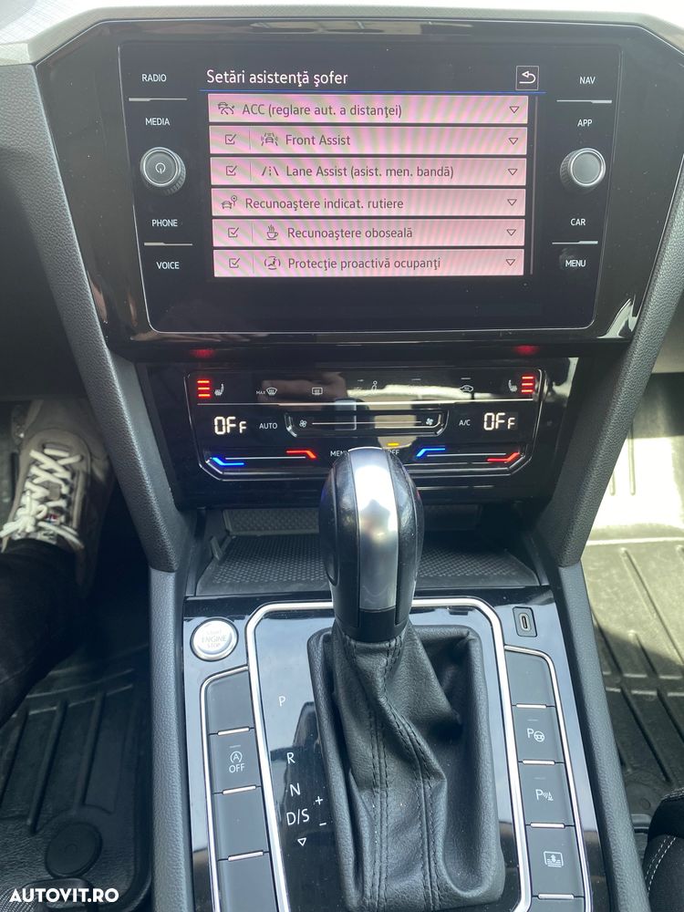 Volkswagen Passat 2.0 TDI SCR DSG Highline - 13