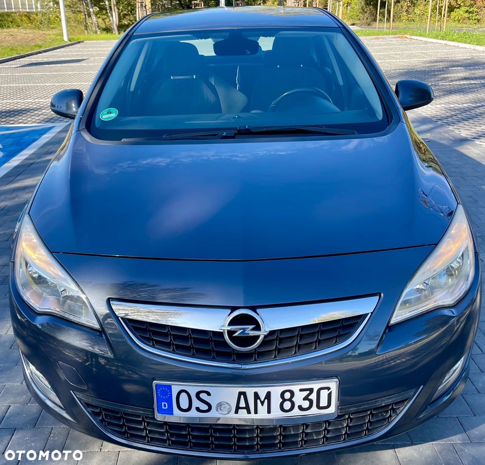 Opel Astra 1.4 T Essentia - 28