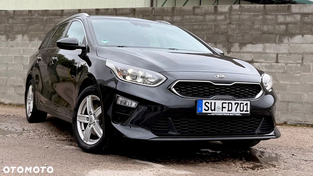 Kia Ceed 1.4 T-GDI DCT OPF Platinum Edition - 30