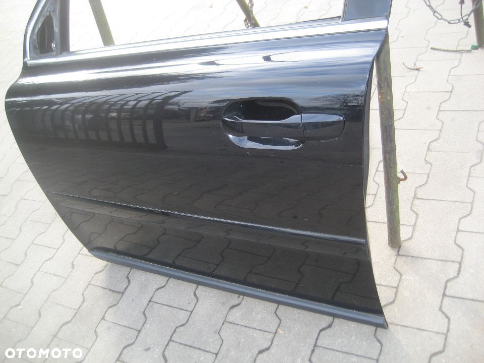 volvo xc90 lift 07-14r drzwi przód lewe czarne kod lakieru 452 26 - 2