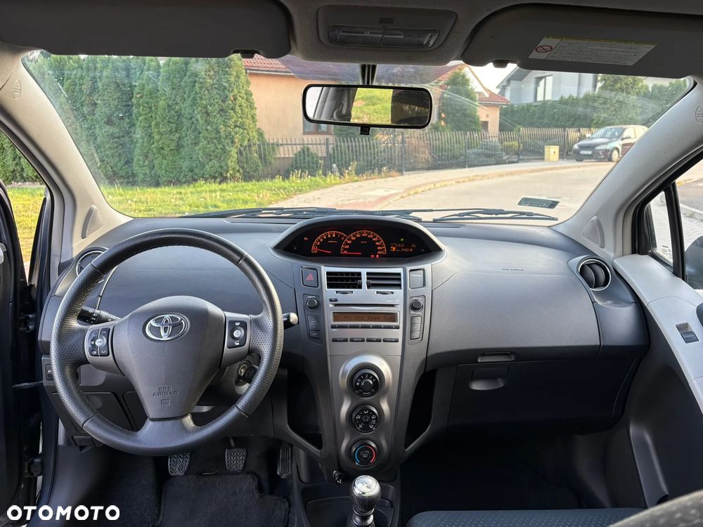 Toyota Yaris 1.33 VVT-i Sol - 18