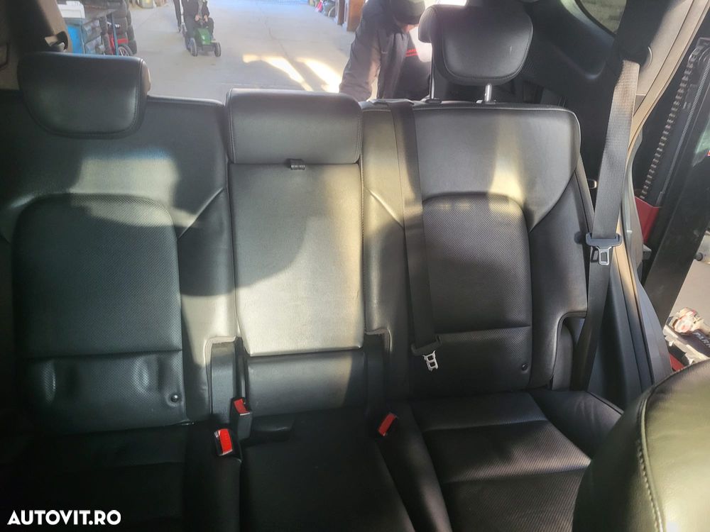 Hyundai Santa Fe 2.2 CRDi 4WD Automatik Premium - 7