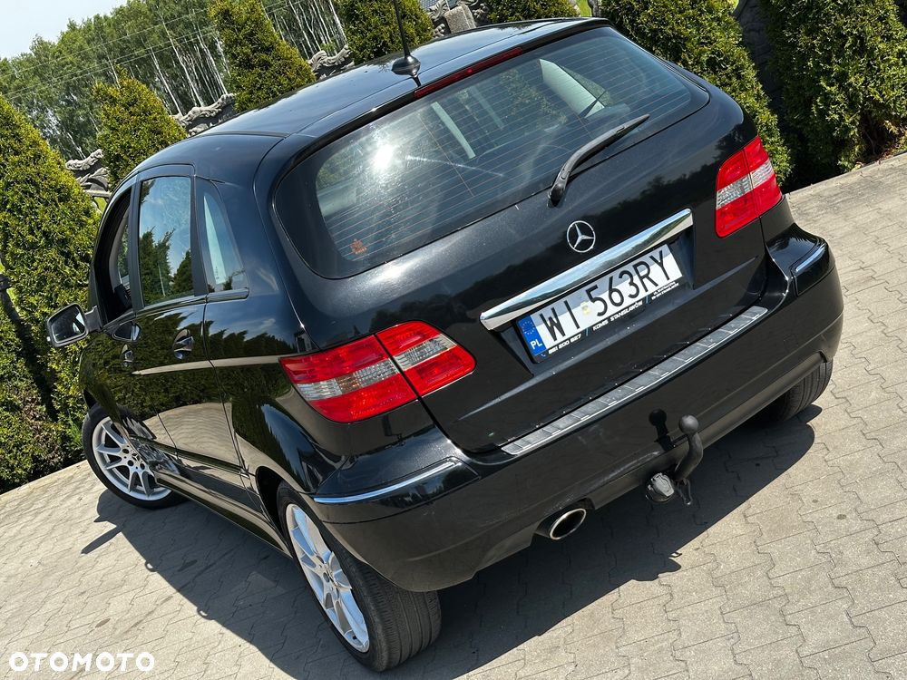 Mercedes-Benz Klasa B 160 BlueEFFICIENCY SPORT EDITION - 18