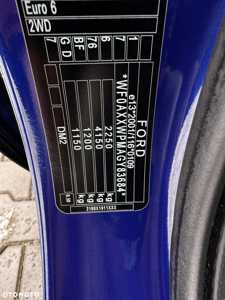 Ford Kuga 2.0 TDCi 4x2 Titanium - 16