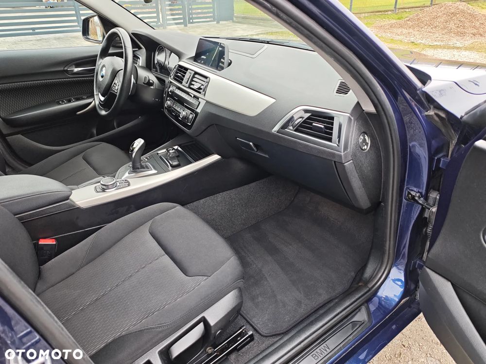 BMW Seria 1 120i GPF Advantage sport - 11