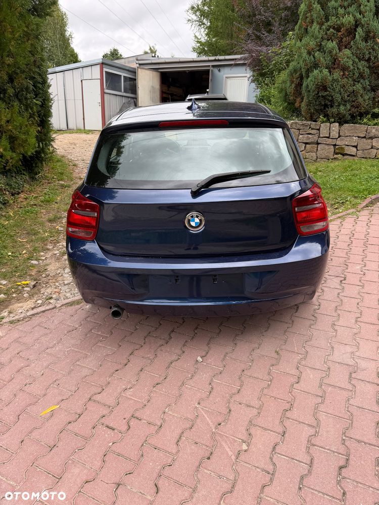 BMW Seria 1 116d - 6