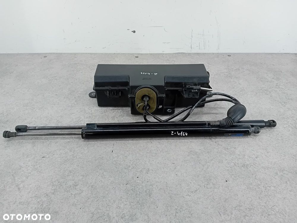 MECHANIZM PODNOSZENIA KLAPY OPEL INSIGNIA A HB80076-060   HB80076-065 - 1