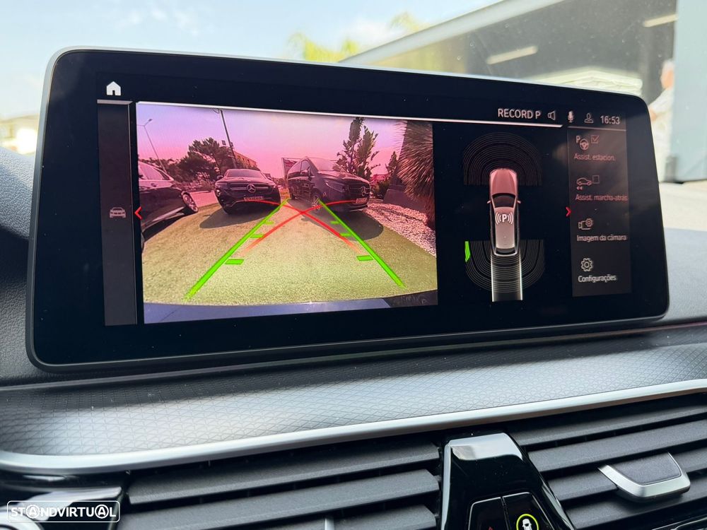 BMW 520 e Pack M — fotografia 39