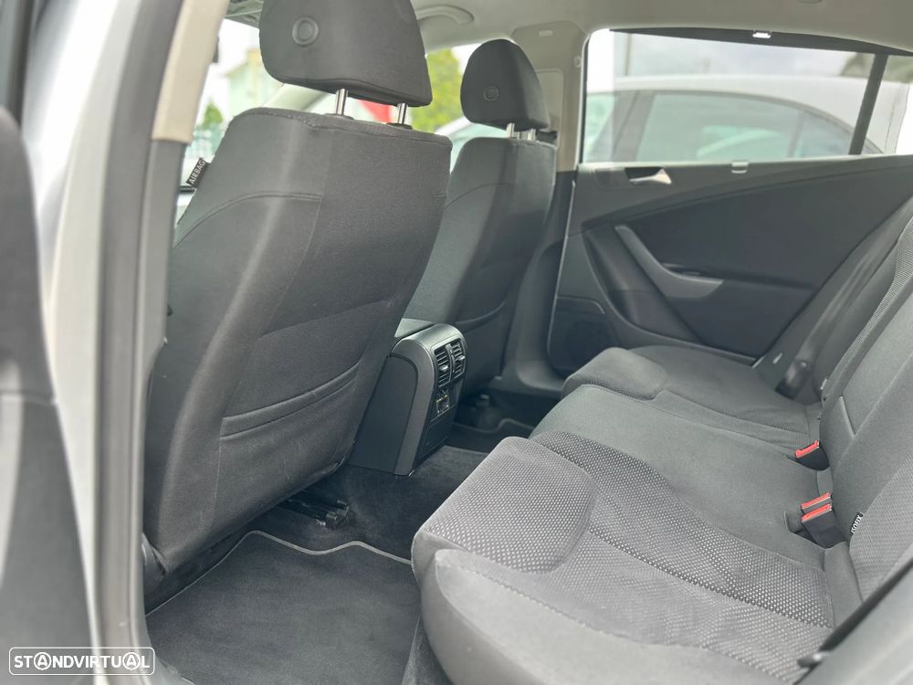 VW Passat 2.0 TDI Trendline Pack - 20