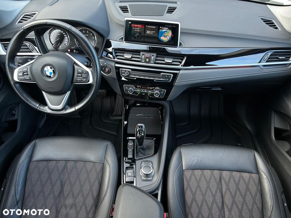 BMW X1 sDrive20i xLine - 4