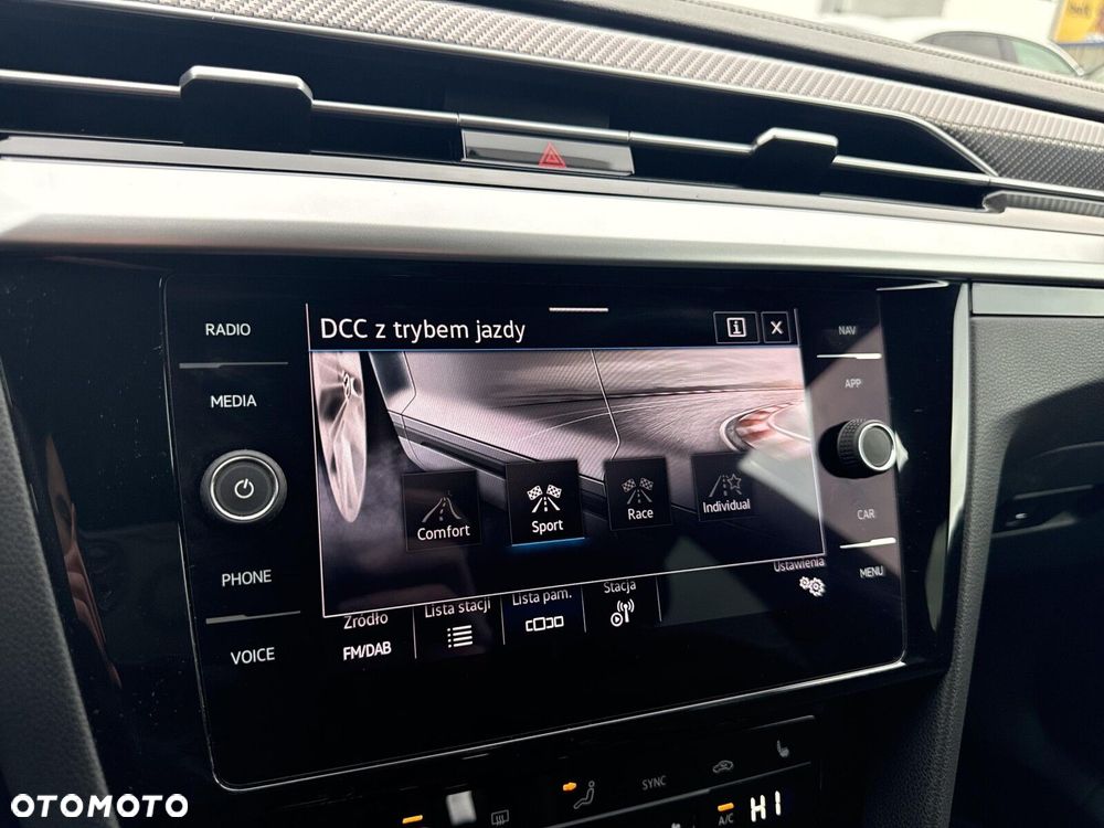 Volkswagen Arteon 2.0 TSI 4Motion R DSG - 19