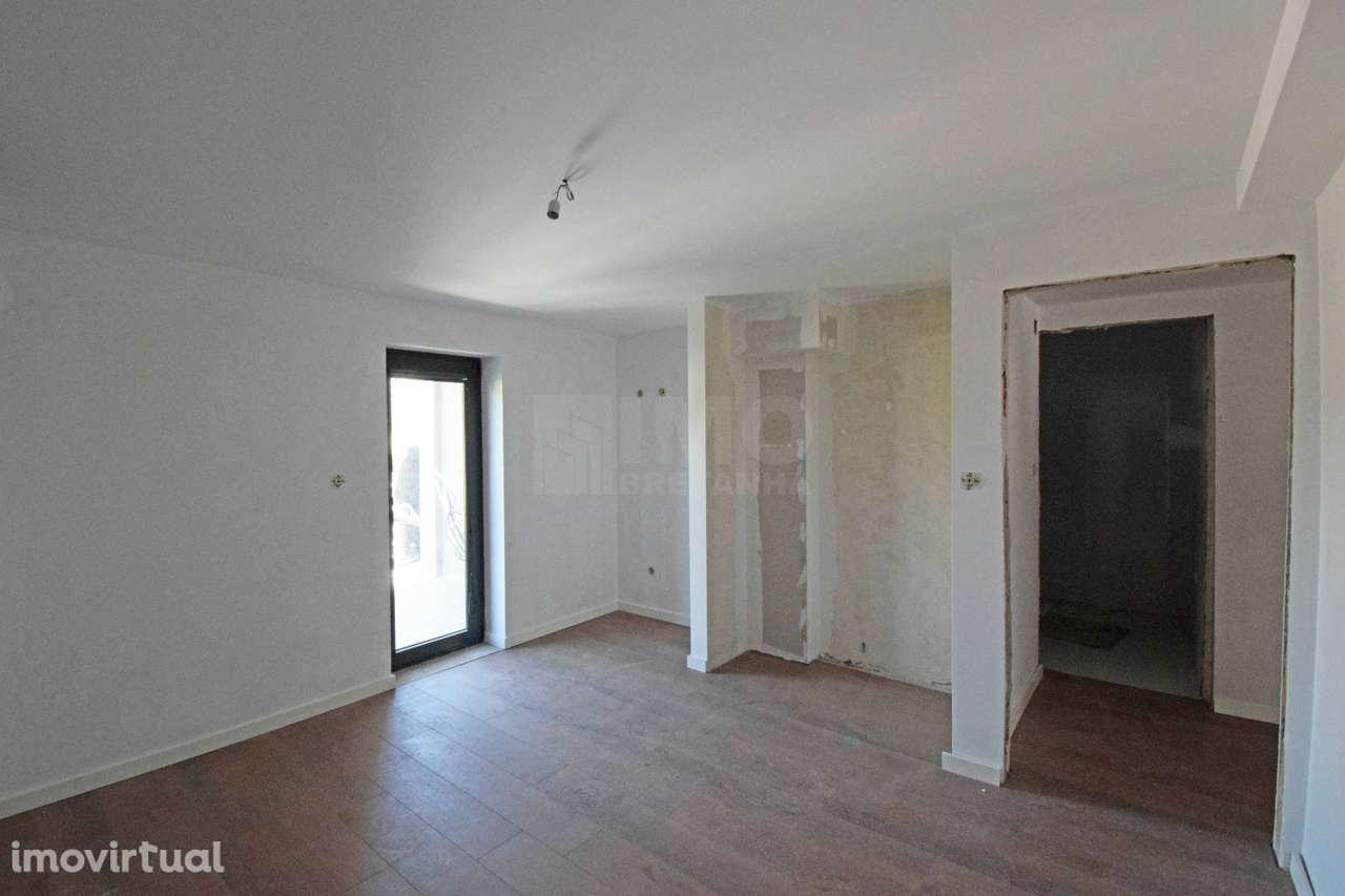 T1 - NOVO - Teixoso - 7 min da Covilhã - Grande imagem: 4/10