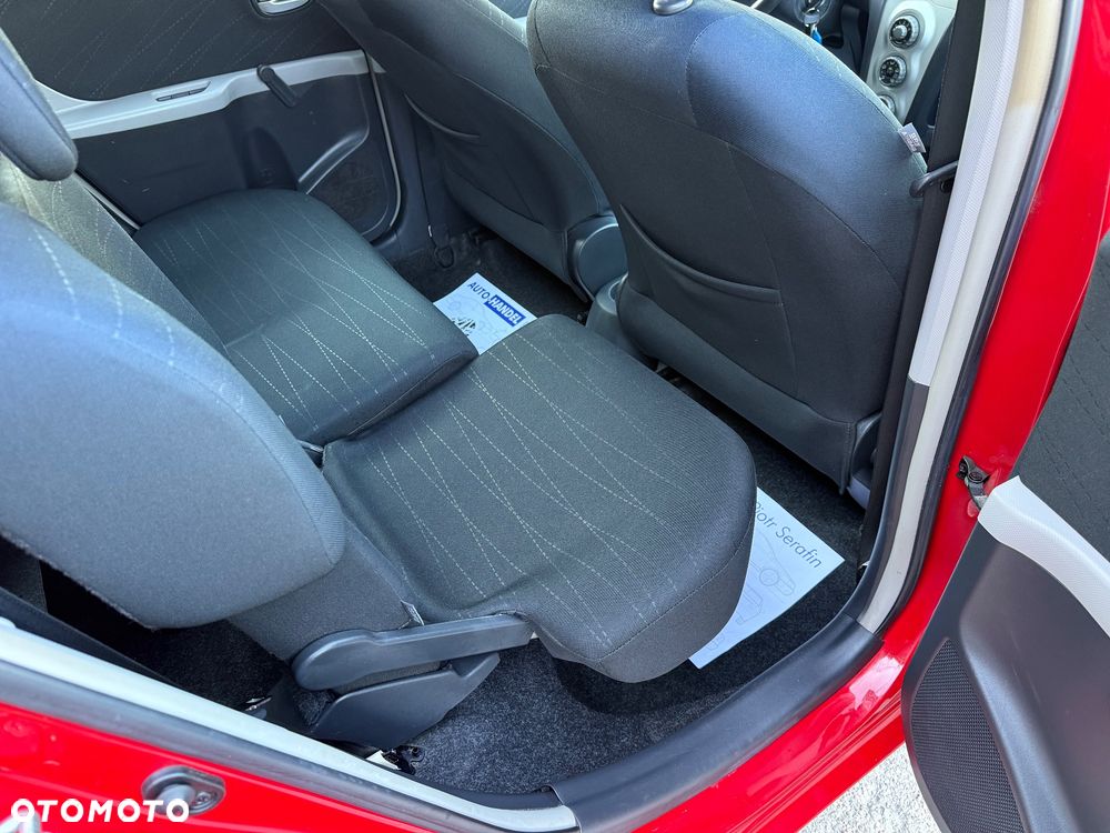 Toyota Yaris 1.3 Luna Premium - 16