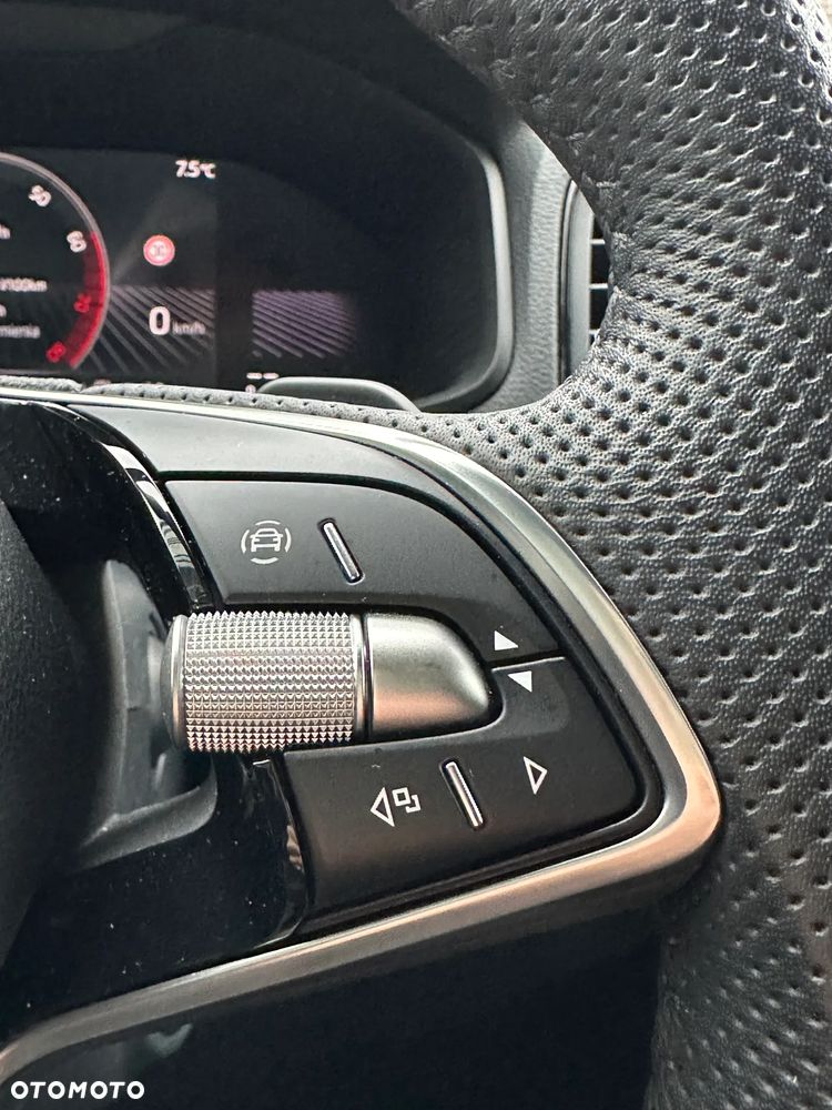 Skoda Karoq 1.5 TSI ACT Selection DSG - 16