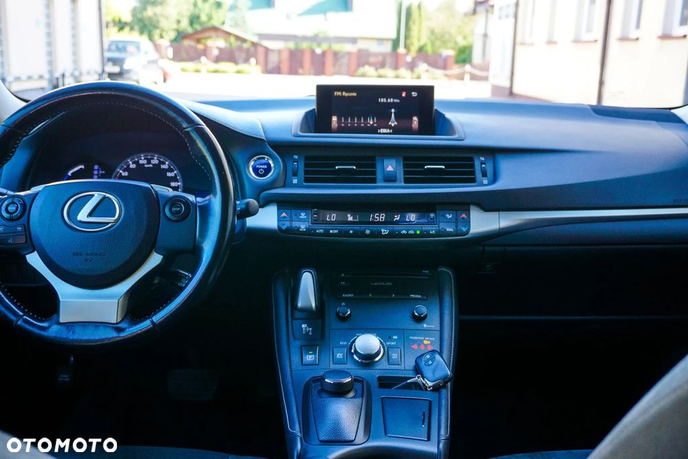 Lexus CT 200h Comfort EU6 - 20