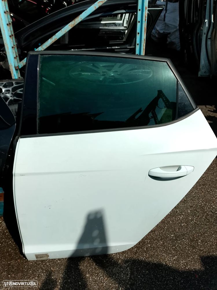 PORTA TRAS ESQUERDA SEAT LEON 12- - 1