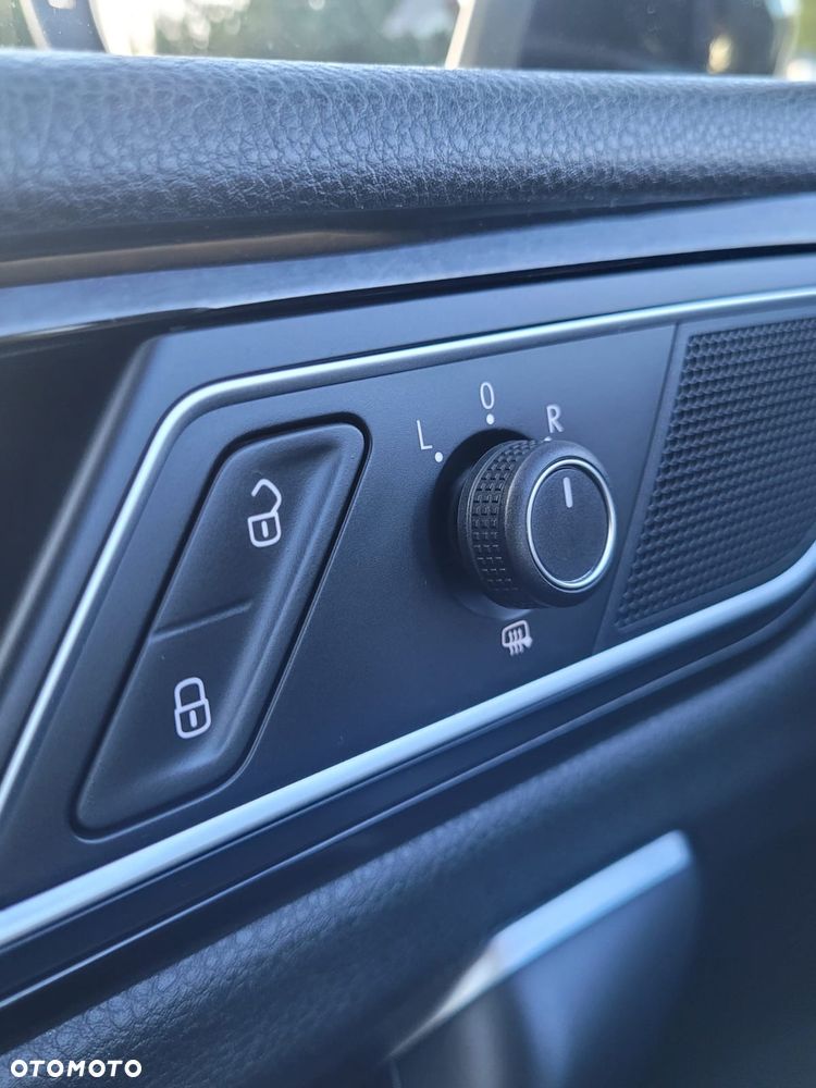 Volkswagen Golf Sportsvan 2.0 TDI (BlueMotion Technology) Highline - 20