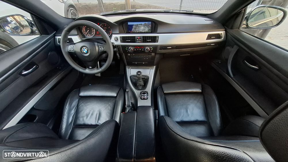 BMW 320 d Coupe - 30