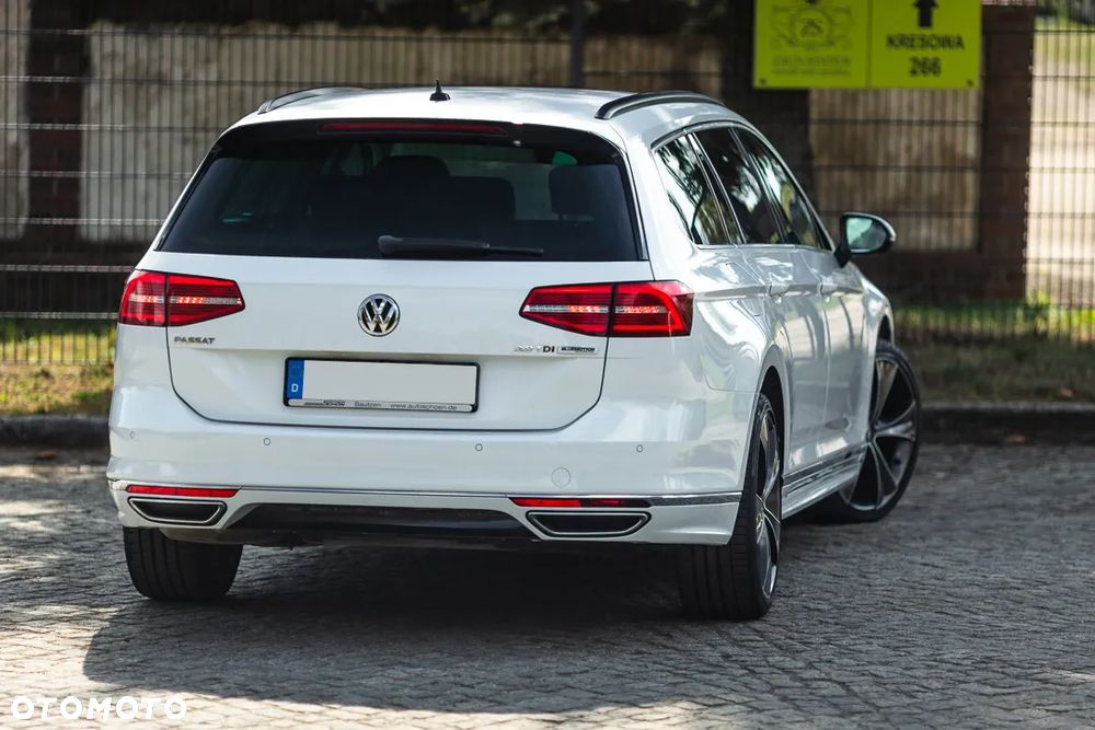 Volkswagen Passat 2.0 TDI BMT Highline DSG7 - 12