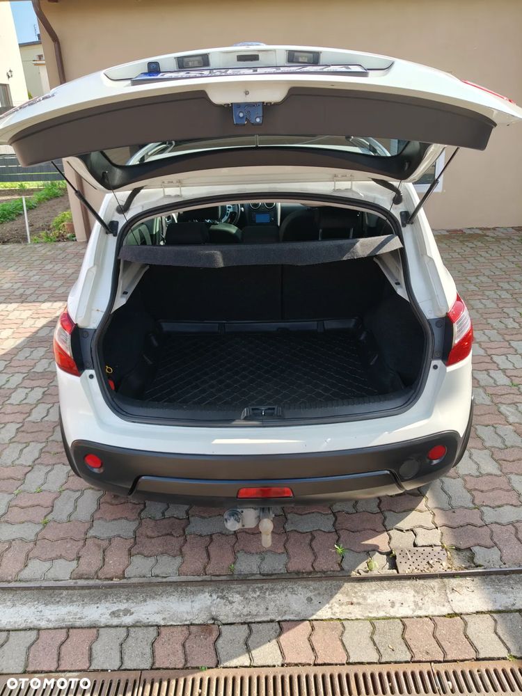 Nissan Qashqai - 15