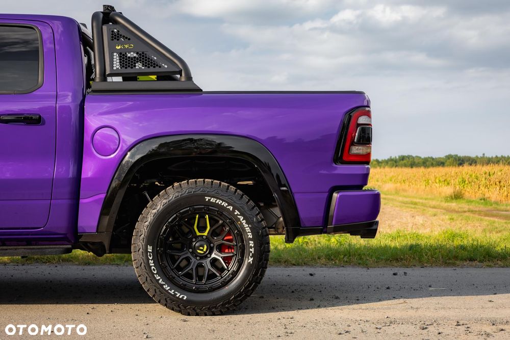 RAM 1500 5.7 Crew Cab Bighorn - 19