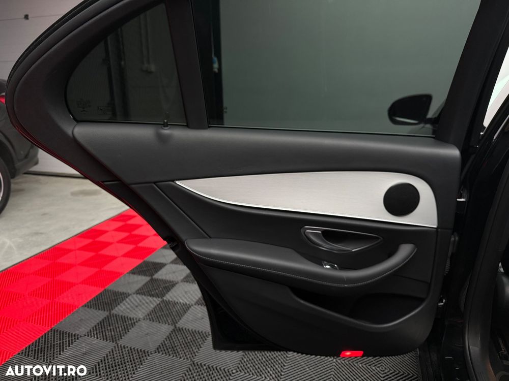 Mercedes-Benz E 220 d 9G-TRONIC Avantgarde - 25