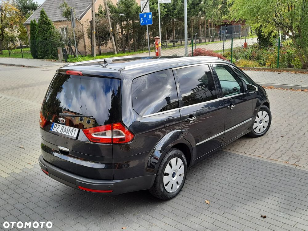 Ford Galaxy 2013 photo 3