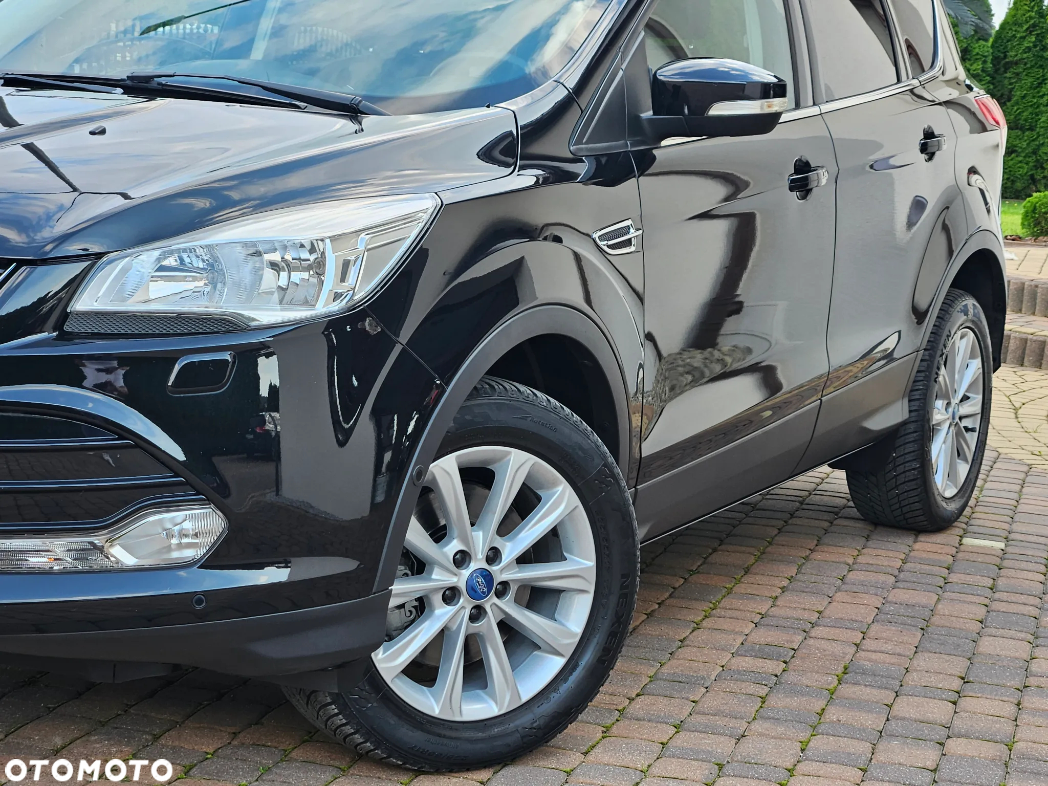 Ford Kuga 2.0 TDCi 4WD Titanium - 25