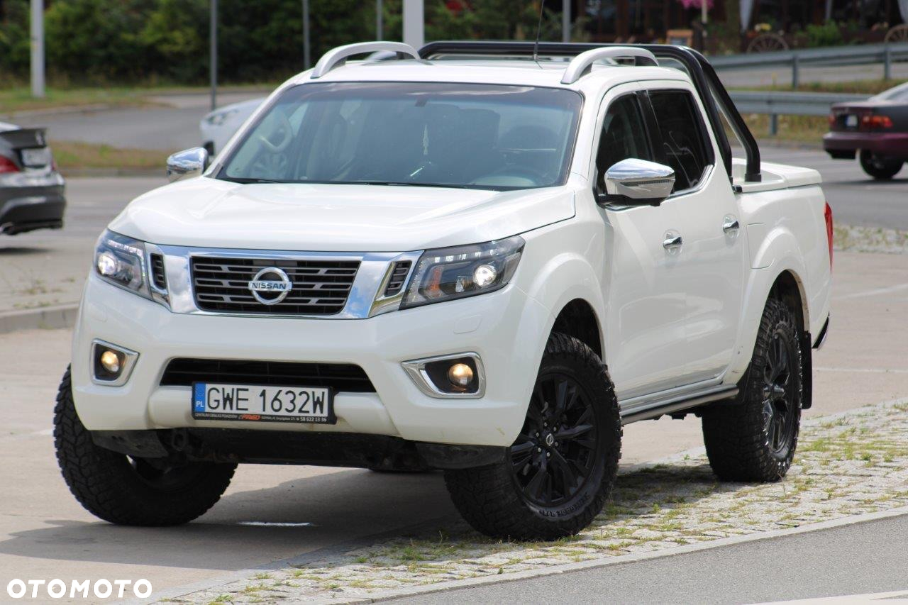 Nissan Navara DC 4x4 Autm EU6 Tekna - 6