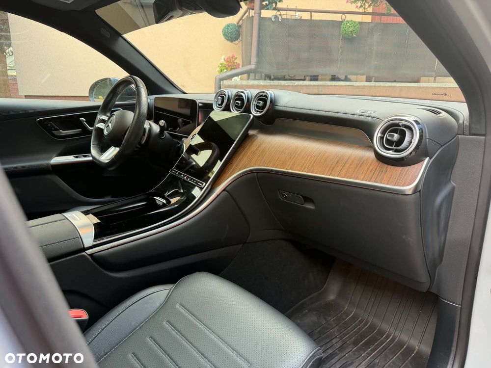 Mercedes-Benz GLC 300 mHEV 4-Matic Avantgarde - 11