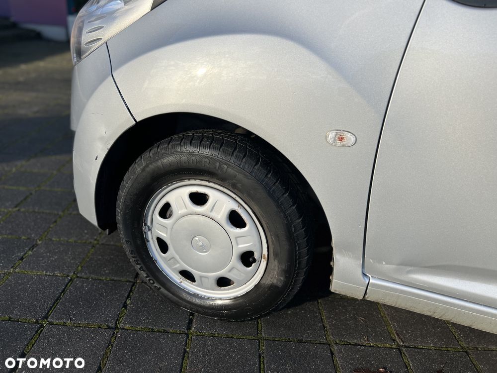 Chevrolet Spark 1.0 LS - 23