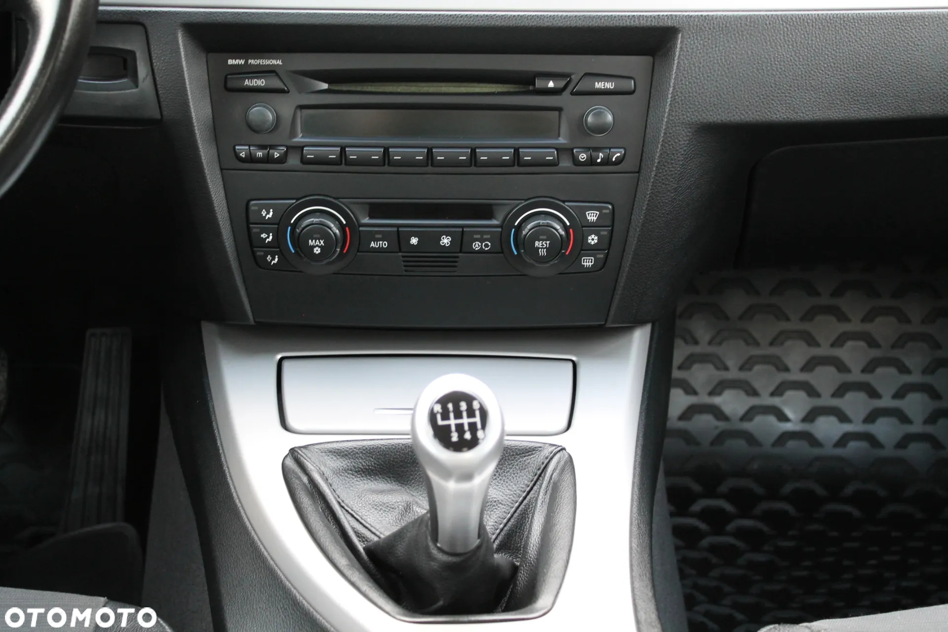 BMW Seria 3 320i - 18