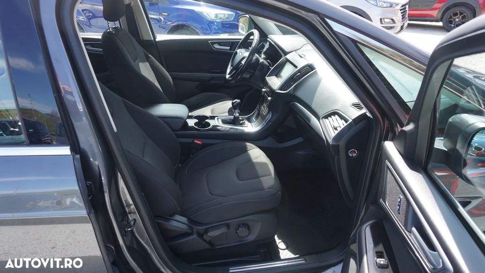 Ford S-Max 2.0 TDCi Titanium - 11