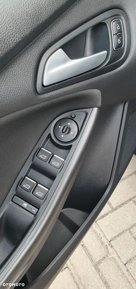Ford Focus 1.0 EcoBoost Titanium - 14