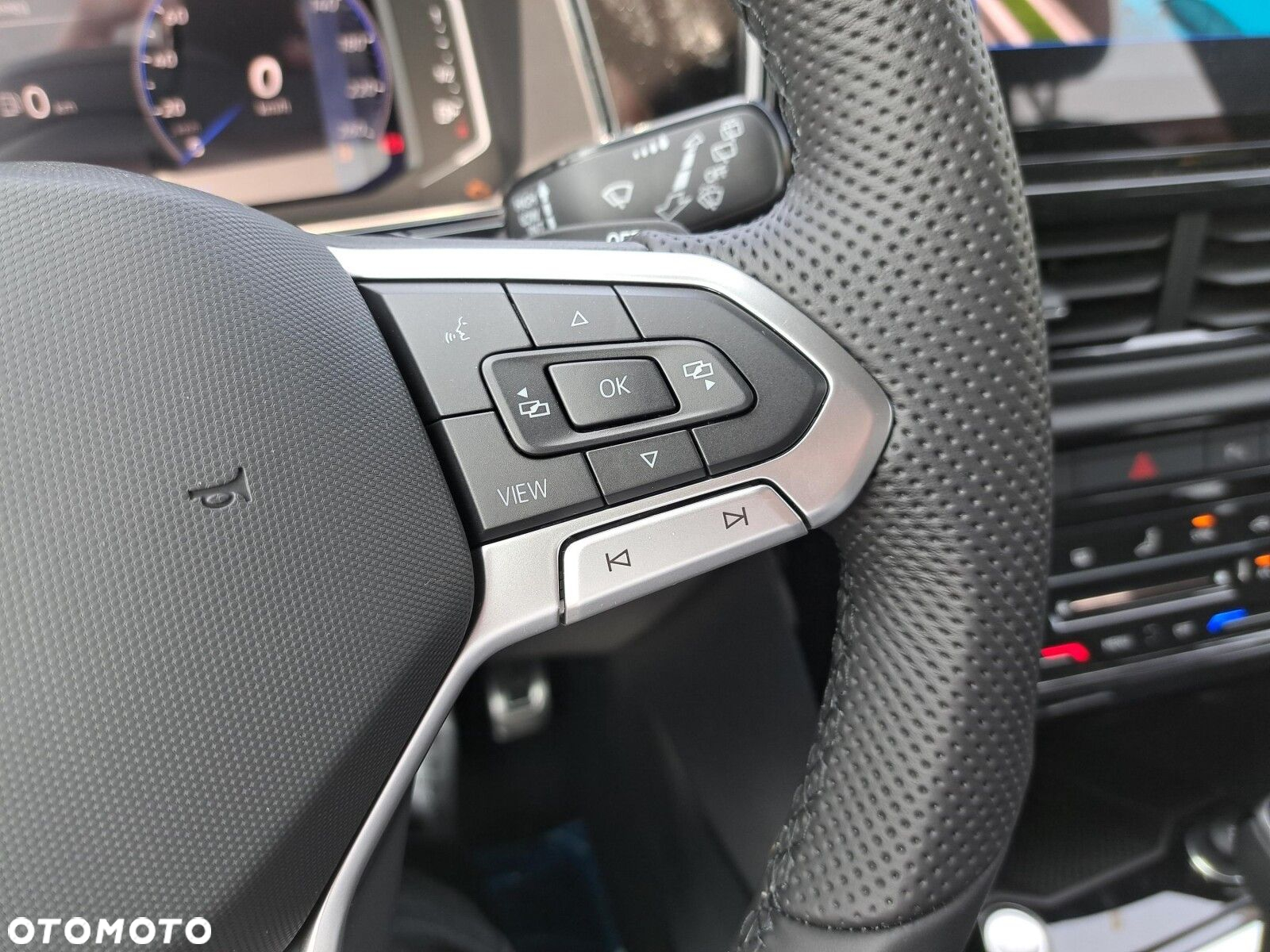 Volkswagen T-Roc 1.5 TSI R-Line Plus DSG - 15