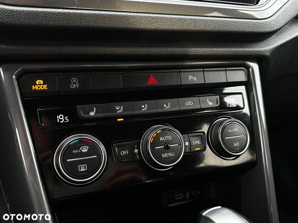 Volkswagen T-Roc 1.5 TSI ACT Premium DSG - 18