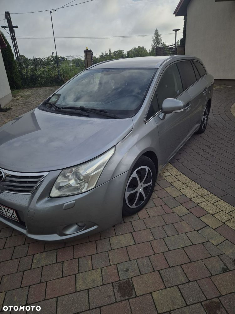 Toyota Avensis 2.0 D-4D Sol+NAVI - 1