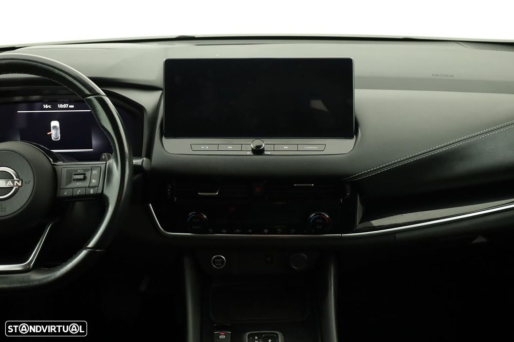 Nissan Qashqai 1.3 DIG-T N-Connecta Xtronic - 9