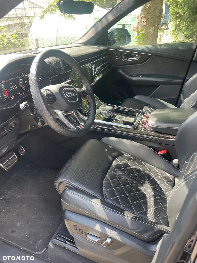 Audi SQ8 - 5