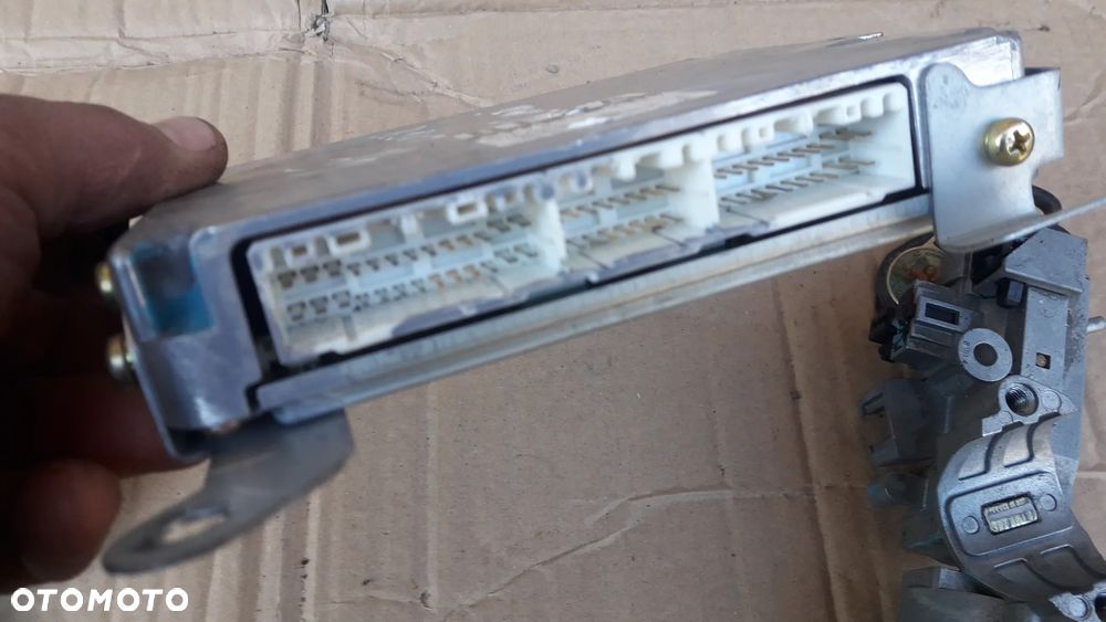 Mazda 626 97-02 2.0 ditd Komputer Sterownik RF2A - 4