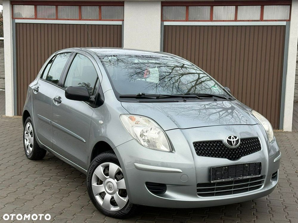 Toyota Yaris - 5