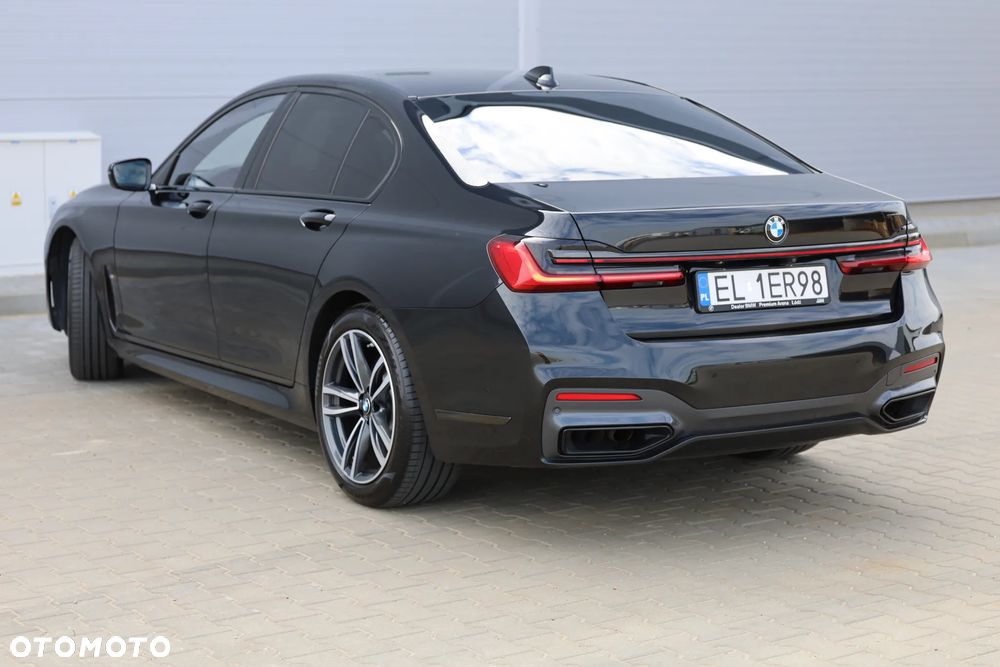 BMW Seria 7 750i xDrive sport - 4