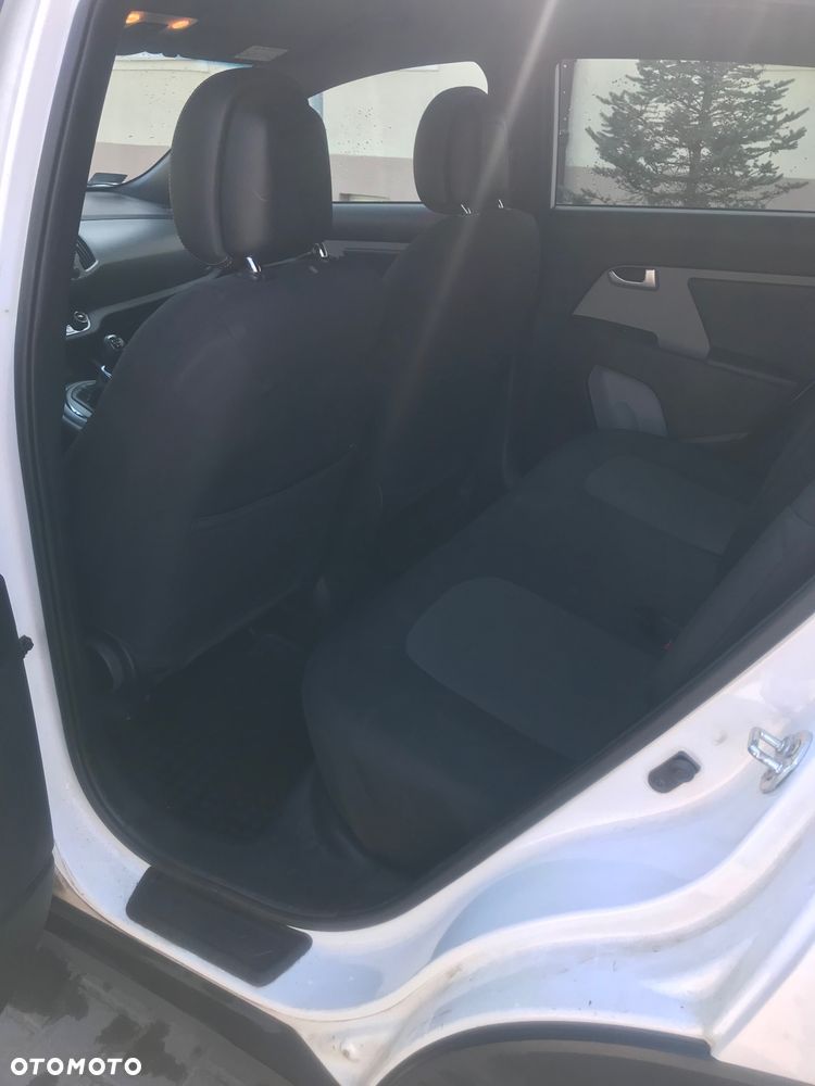 Kia Sportage - 10