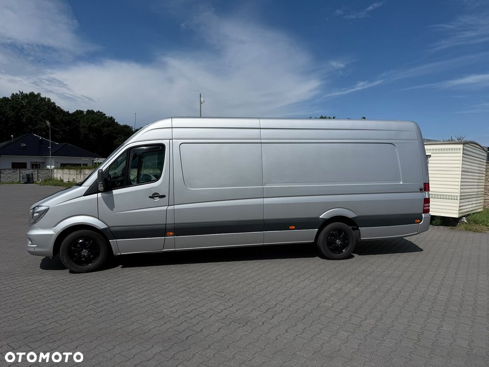 Mercedes-Benz Sprinter - 4