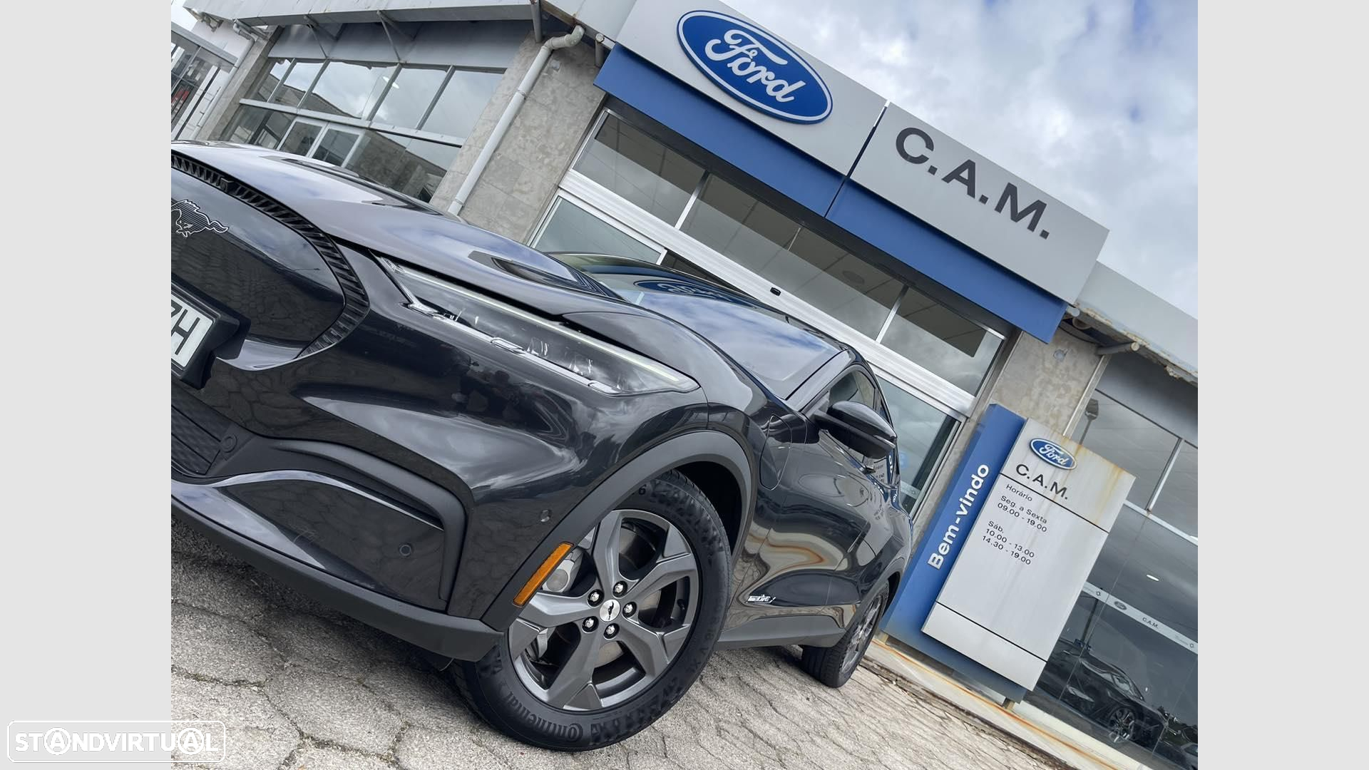 Ford Mustang Mach-E Alargada - 4