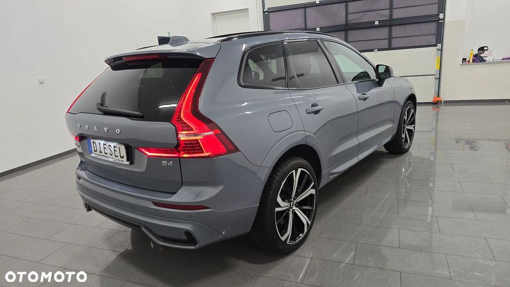 Volvo XC 60 B4 D Ultimate Dark - 3